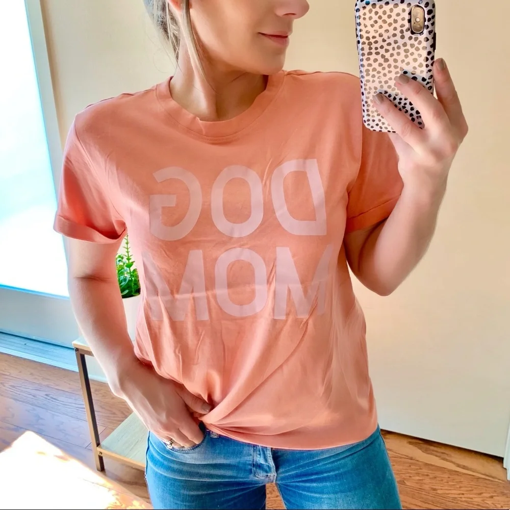 | dog mom knotted tee | - Picture 3 of 8